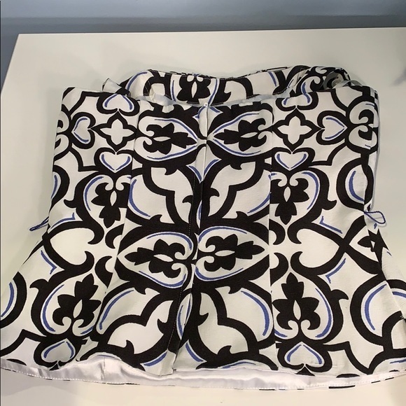 White House Black Market Bustier Size 2 - Picture 2 of 4